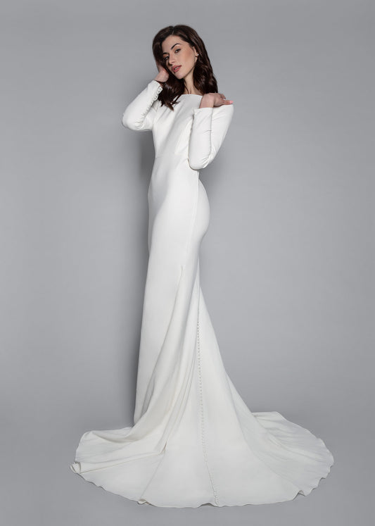 Elegant Long Sleeve Crepe Wedding Dress with Bateau Neckline